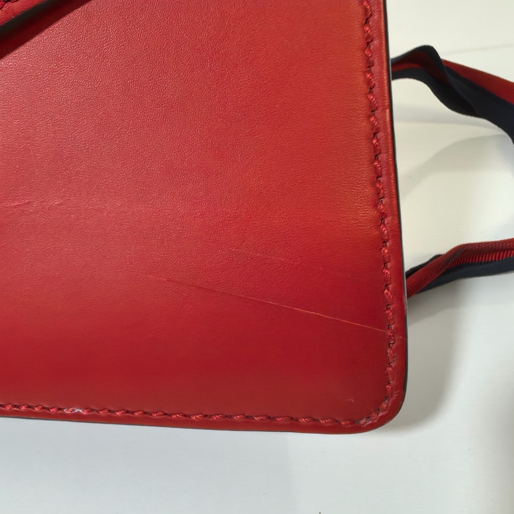 Gucci Red Leather Crossbody with Gold Chain and Black Stripe - Picture 8 of 9